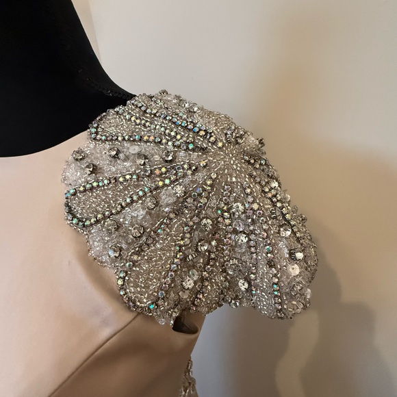 Elegant Beaded Satin Dress - Picture 4 of 10